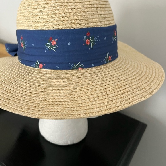 Disney Beauty and the Beast Hat - Picture 3 of 6